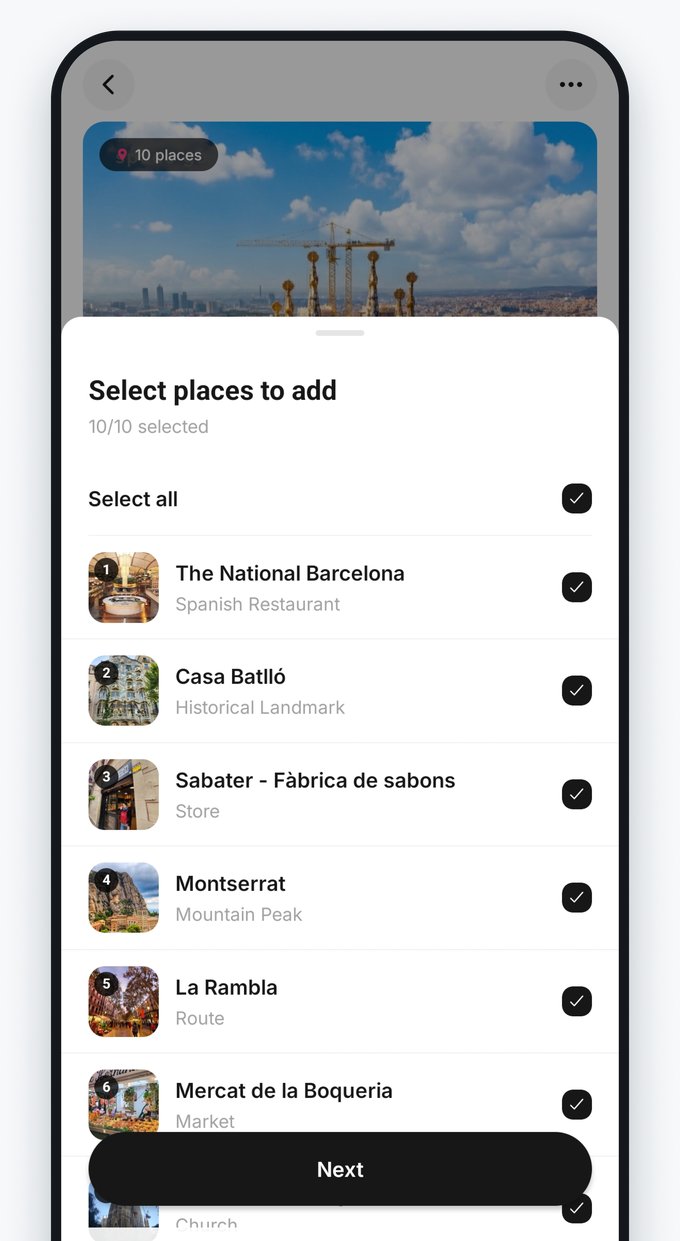Trip Builder アプリ画面 — 旅程に場所を追加